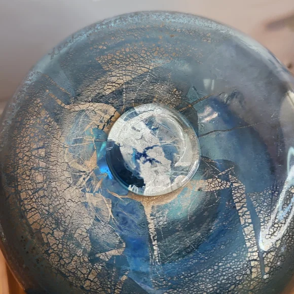 Art Glass Bowl Vase Dichroic Gold and Silver Signed 9" - Picture 9 of 11